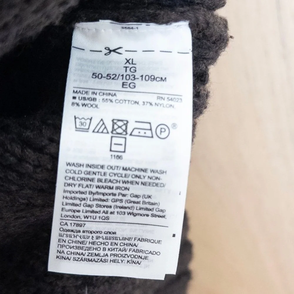 Banana Republic chunky cable